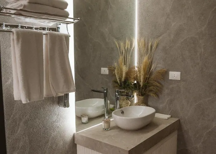 Ozirea Resort *